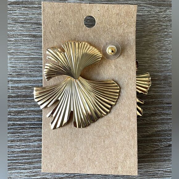 ZaraāstudāearringsāA288 - Picture 6 of 6